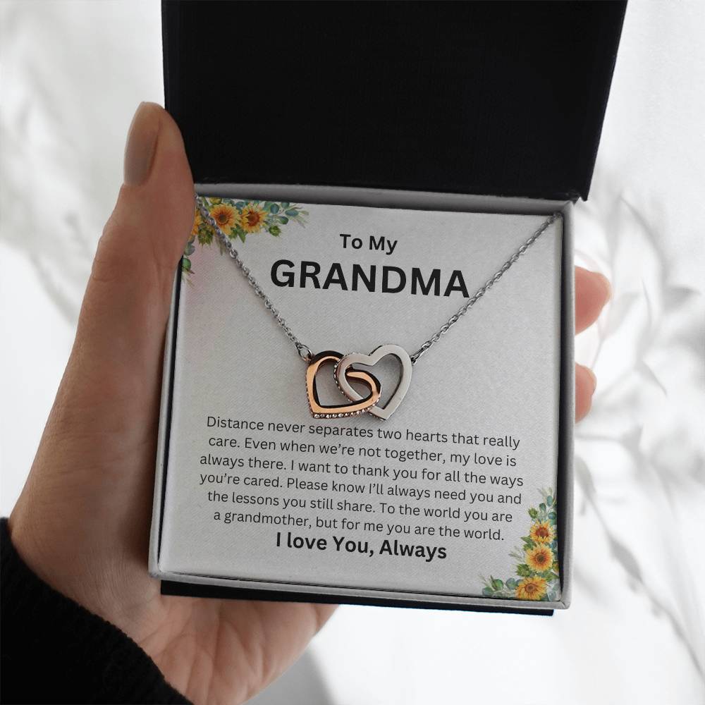 To My  Grandma Interlock Heart Necklace