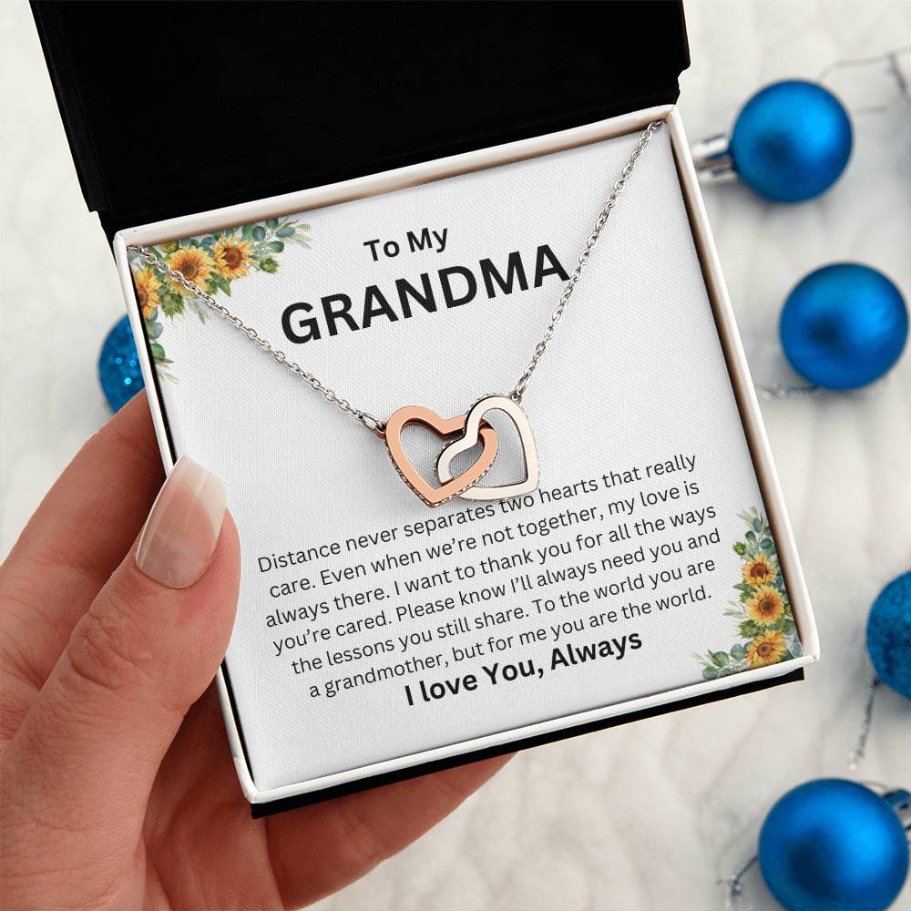 To My  Grandma Interlock Heart Necklace