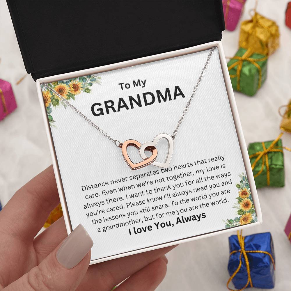 To My  Grandma Interlock Heart Necklace