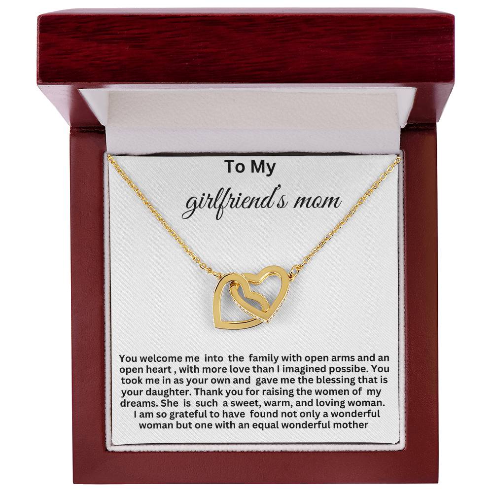 To girlfriend's mom heart necklace