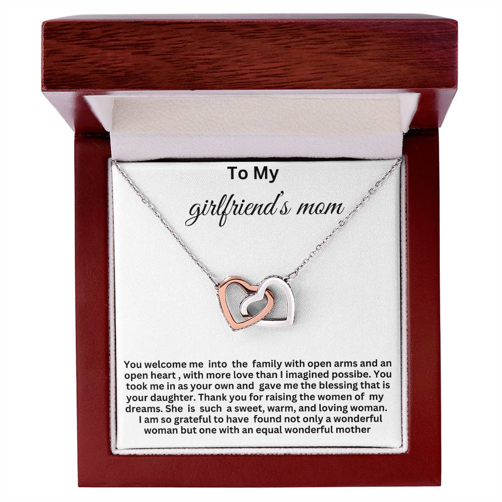 To girlfriend's mom heart necklace