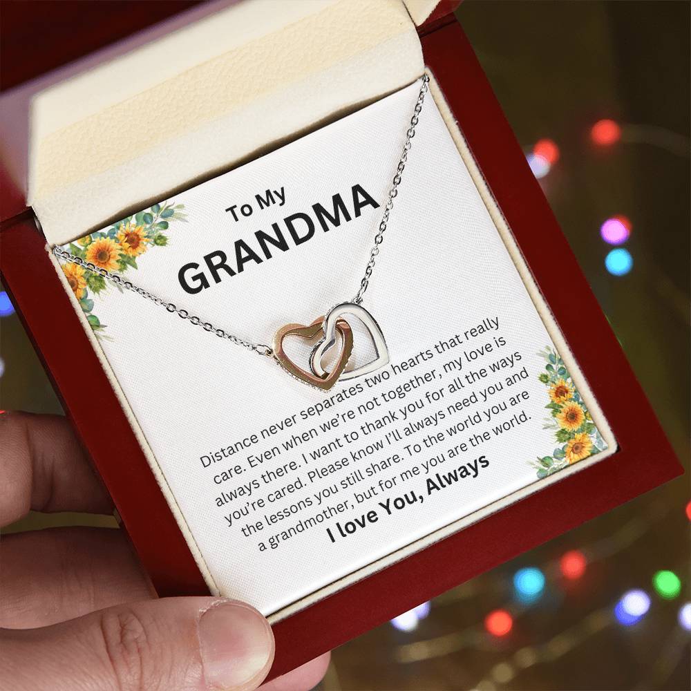 To My  Grandma Interlock Heart Necklace